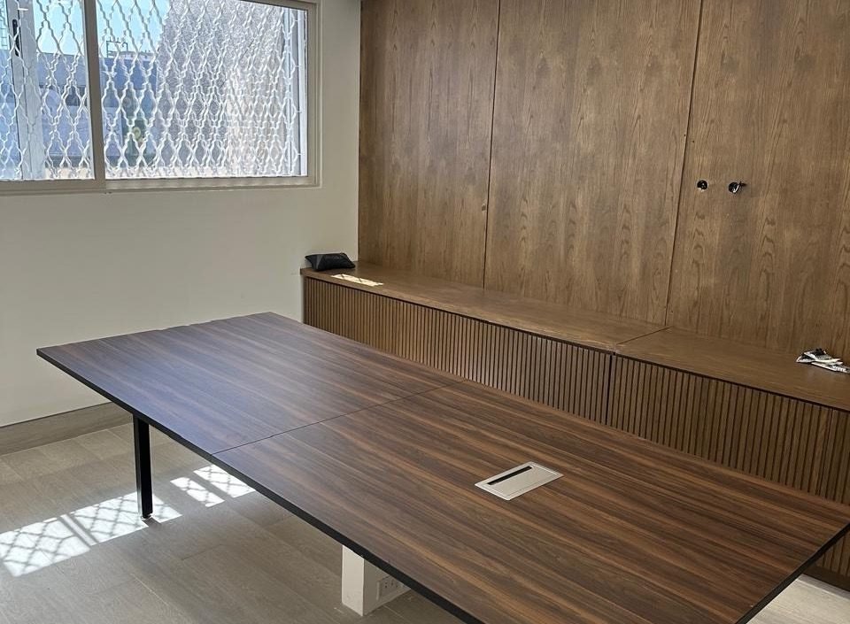 Mesa de sala de juntas